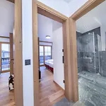 Chalet With Shared Swimming Pool Neukirchen am Großvenediger