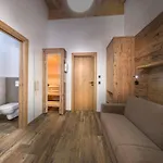 With Shared Swimming Pool *