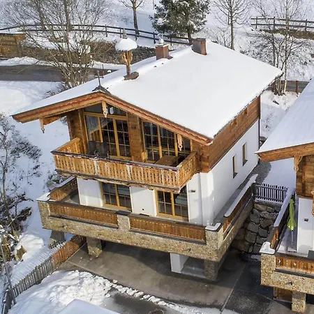 With Shared Swimming Pool Neukirchen am Großvenediger