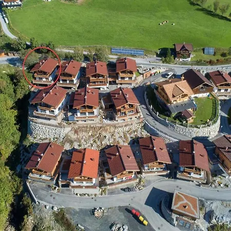 With Shared Swimming Pool Domek alpejski Neukirchen am Großvenediger
