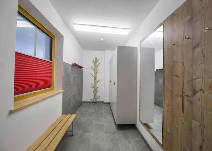 With Shared Swimming Pool *